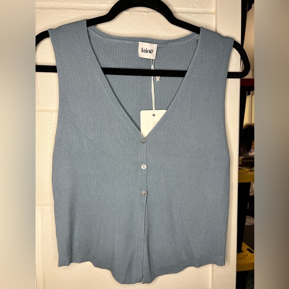 Laine Honolulu blue V neck top vest M/L